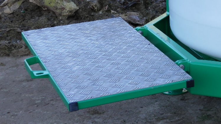 Fold-out safety step