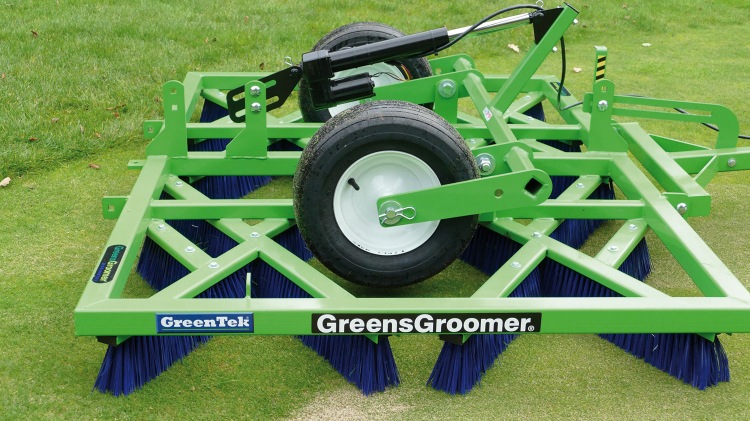 Greens Groomer